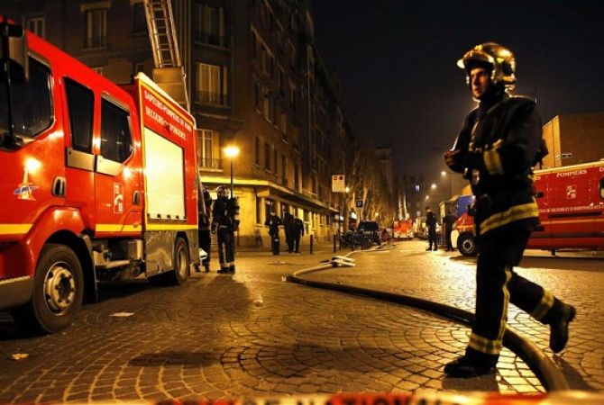 На юго-западе Франции из-за пожара в кемпинге эвакуировано около 1500 человек