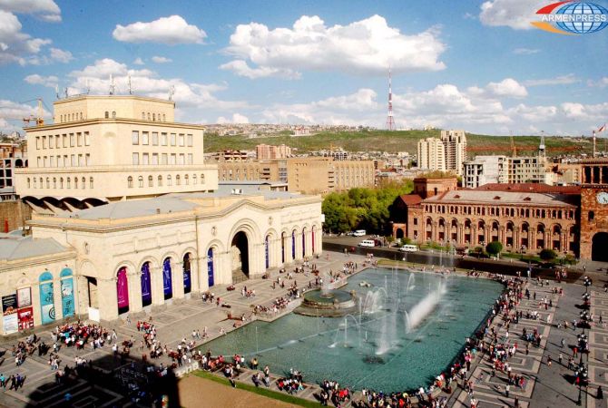  В Ереване проживает 1 миллион 74 тысячи 100 человек 
