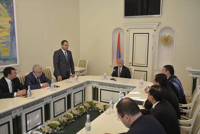 Серж Саргсян представил нового генерального прокурора Артура Давтяна