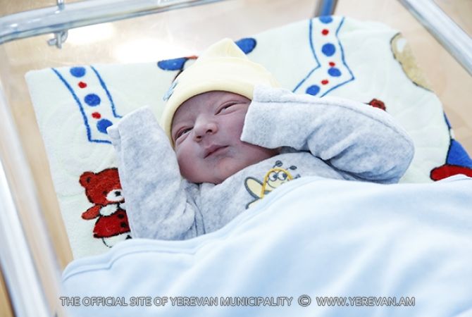 В Ереване 16-22 сентября родились 510 малышей
