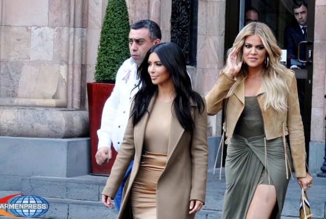 Khloe Kardashian opens up about Kim’s robbery, says “she’s not doing well” 