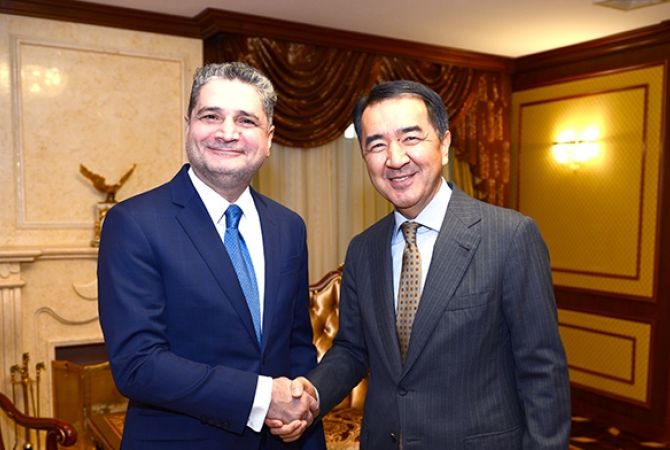 Տիգրան Սարգսյանը Ղազախստանի վարչապետի հետ քննարկել է Եվրասիական միջկառավարական խորհրդի առաջիկա նիստի հարցերը