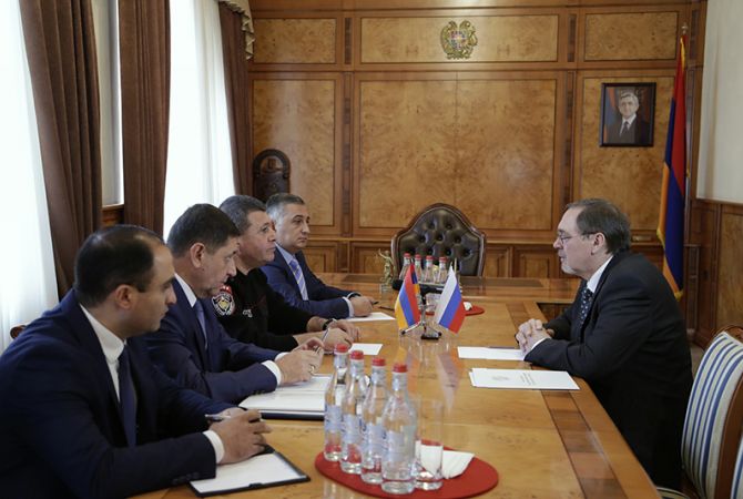 ՀՀ ոստիկանության պետն ընդունել է Հայաստանում Ռուսաստանի  դեսպանին