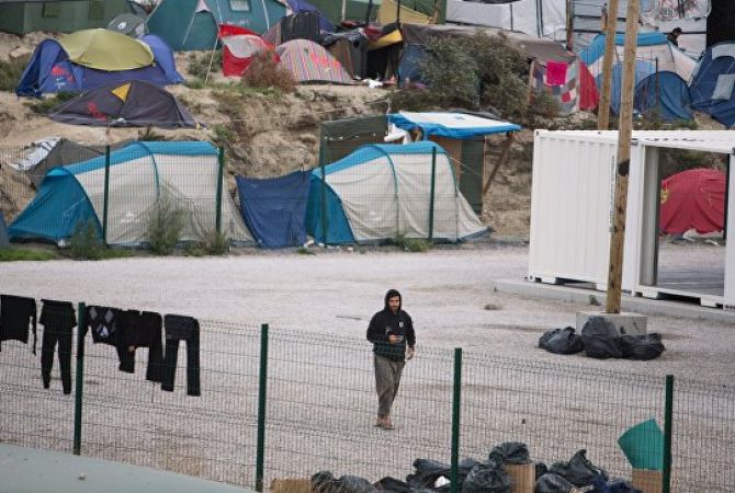 На западе Франции из заброшенных домов эвакуировали около 40 мигрантов