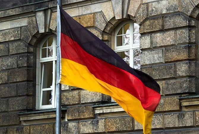 35 человек с турецкими дипломатическими паспортами попросили убежища в Германии