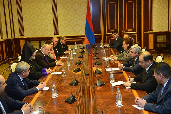 Armenian President meets representatives of Syrian-Armenian community