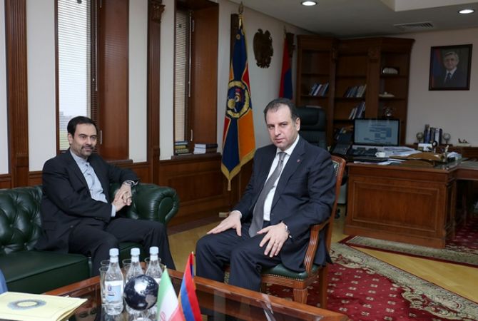 Armenian Defense Minister receives Ambassador of Iran