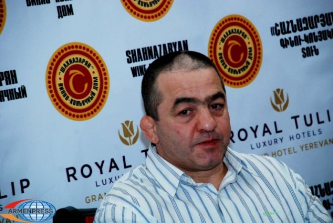 Левон Джулфалакян недоволен числом участников чемпионата Армении по греко-
римской борьбе