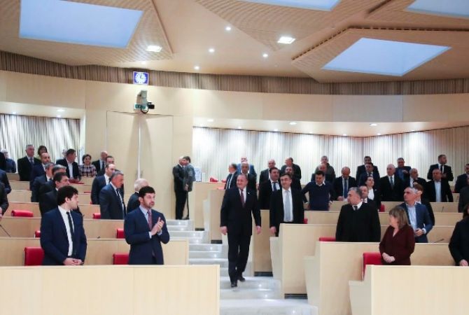Парламент Грузии девятого созыва начал работу 
