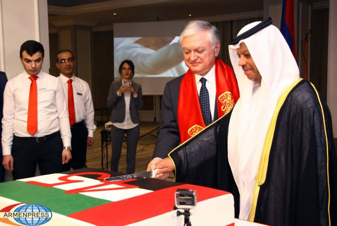 الإمارات العربية المتحدة تحتفل بالذكرى ال45 لتأسيسها - أرمينيا تقدر عالياً علاقاتها مع دولة الإمارات 
واستقبال رسمي في هذه المناسبة بالسفارة الإماراتية بيريفان-