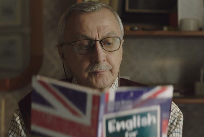 Приключения мечтающего выучить английский пожилого поляка стали вирусными
