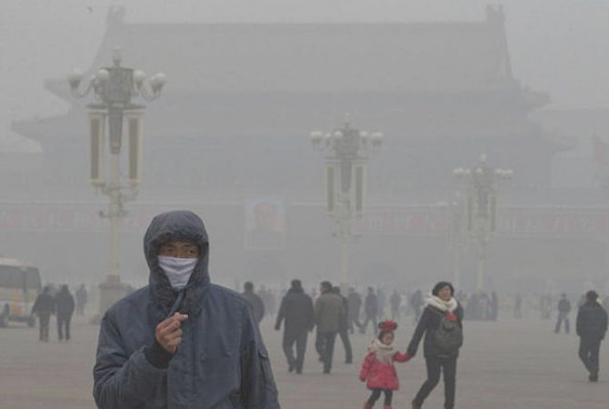  В Пекине объявлен высший уровень тревоги из-за загрязнения воздуха 
