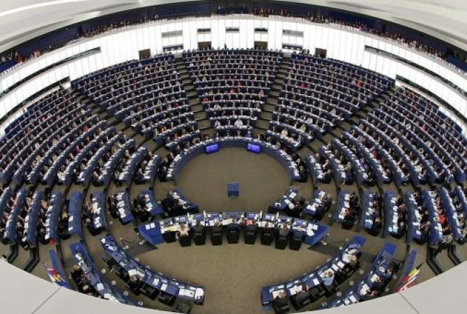  Европарламент одобрил отмену визового режима для Украины и Грузии 