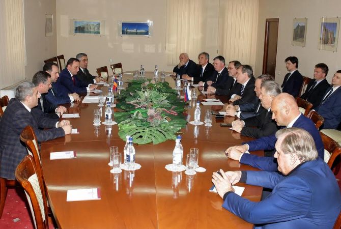  Министр обороны Армении принял делегацию Государственной думы РФ 