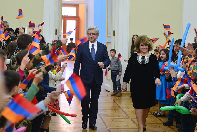 Президент и Первая леди Армении по случаю праздников Нового года и Рождества 
приняли многочисленных детей 