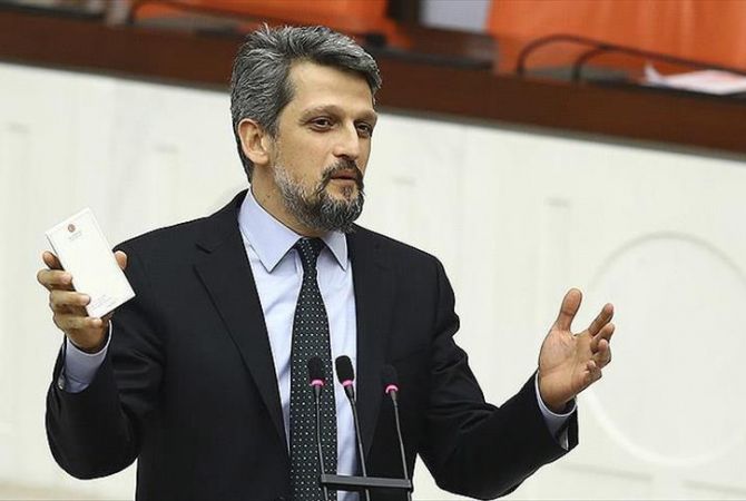 إبعاد النائب كارو بايلان من البرلمان التركي بعد تحدثه عن الإبادة الجماعية الأرمنية  