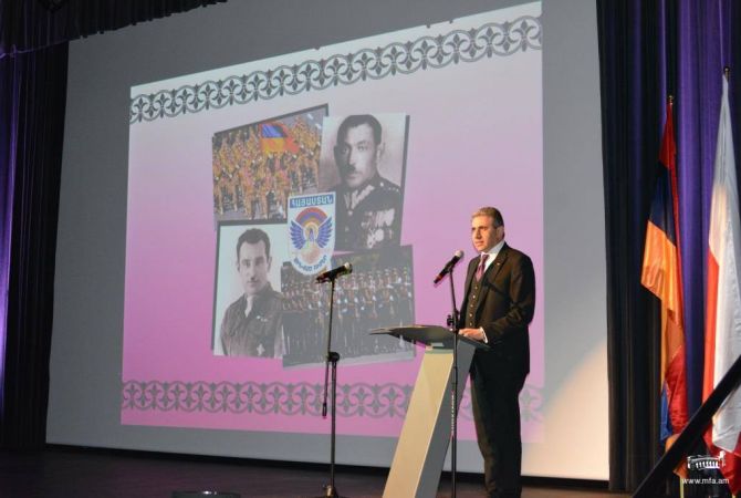  ������� ������ ����������� ����������� 25-����� ����������� ��������� ����� 