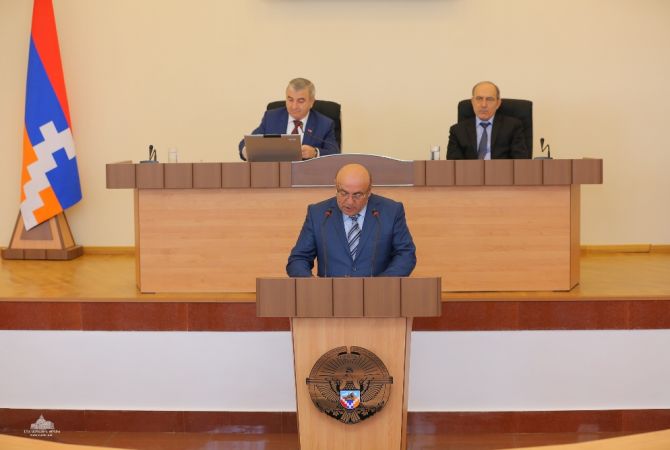 Открылась пятая сессия парламента НКР