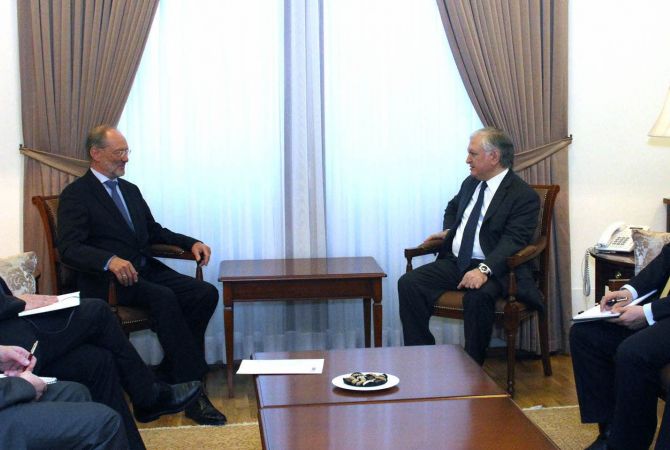 Armenian FM and Special Representative of OSCE Chairperson-in-Office discuss activities of OSCE 
office in Yerevan