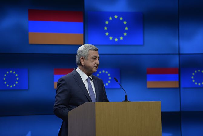 Right of the people of Nagorno Karabakh to decide its fate through free expression of will is the 
critical point of this issue – Armenian President