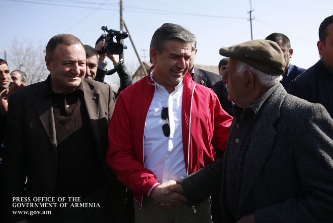 Կարեն Կարապետյանն աշխատանքային այցով եղել է Արմավիրի և Արագածոտնի 
մարզերում