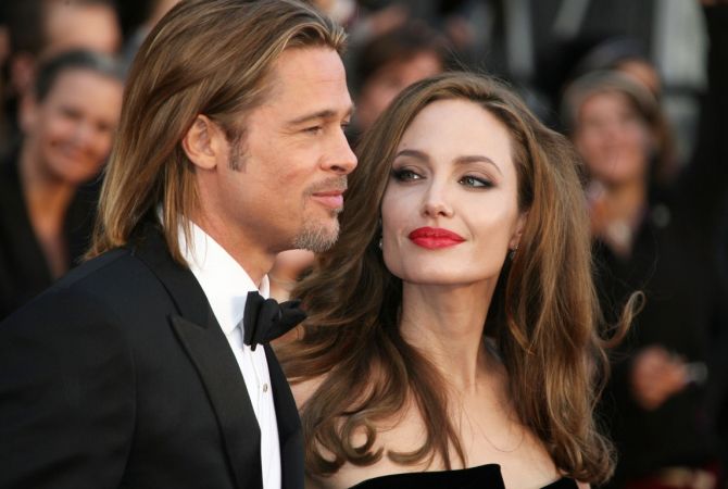 СМИ: Анджелина Джоли и Брэд Питт снова стали разговаривать друг с другом
