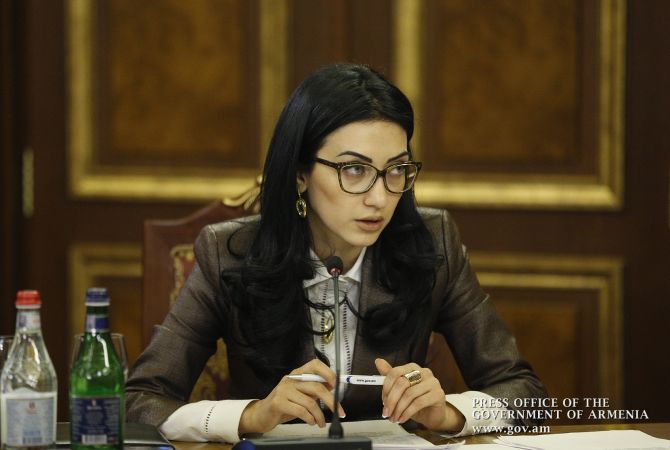 Арпинэ Ованнисян освобождена от должности министра юстиции Армении