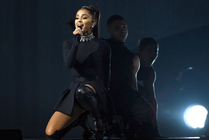 Ariana Grande cancels tour after Manchester Arena bombing 