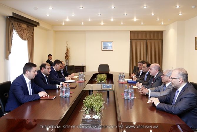 Мэр Еревана Тарон Маргарян встретился с представителями Армянского всеобщего 
спортивного союза