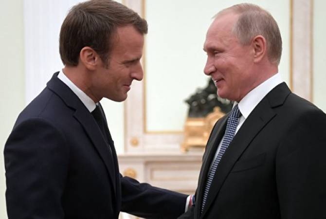 Путин и Макрон обсудили ситуацию в Сирии