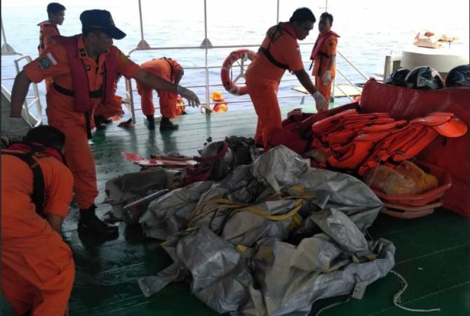 Ինդոնեզիայի փրկարարները Boeing-ի ստորջրյա որոնումներ են սկսել 35 մետր 
խորության վրա. Detik
