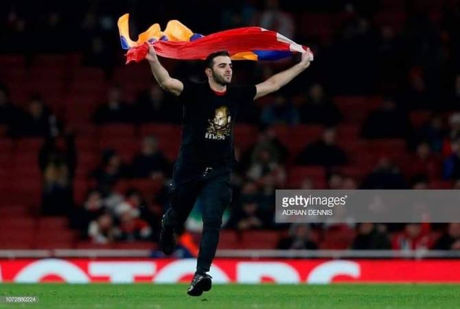 Armenian fan who rushed into stadium during Arsenal- Qarabağ match set free