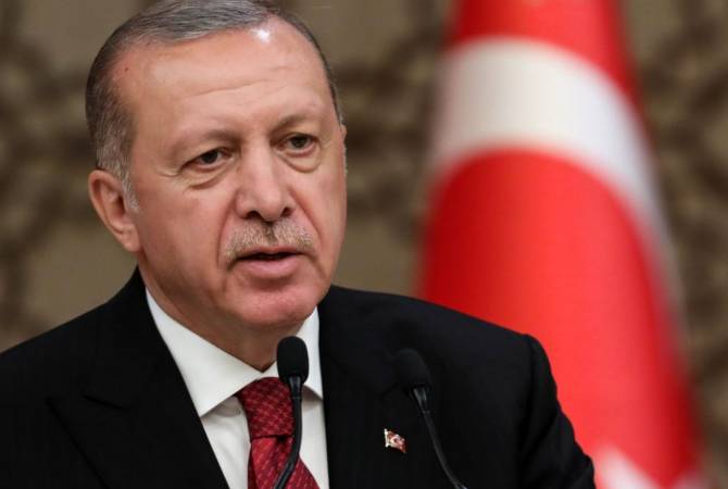 Президент Турции Тайип Эрдоган пообещал, что турецкие ВС войдут в сирийский 
Манбидж

