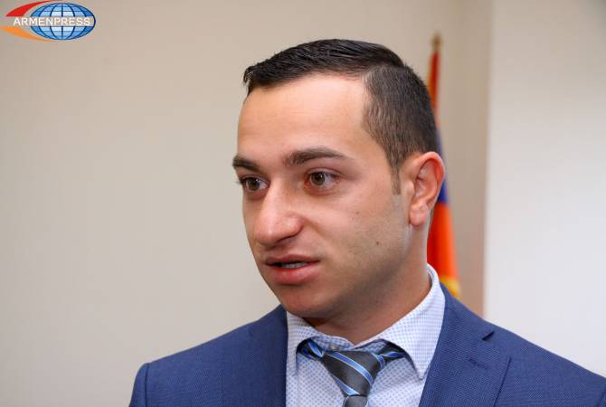 Депутат уверен, что в вопросе Геноцида армян нужно выступать с требовательных 
позиций