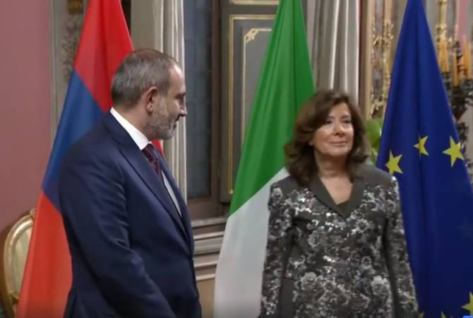Никол Пашинян проводит встречу с председателем Сената Италии

