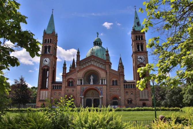 В Вене почти 50 исламистов напали на католическую церковь