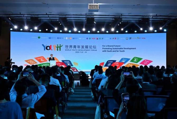 Pekin'de Dünya Gençlik Forumu başladı