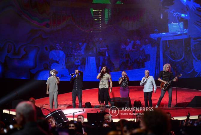 Queen-ի «շոուն շարունակվեց» STARMUS-ի բեմում. երաժշտական տոն Երևանում՝ 
Բրայան Մեյի մասնակցությամբ

