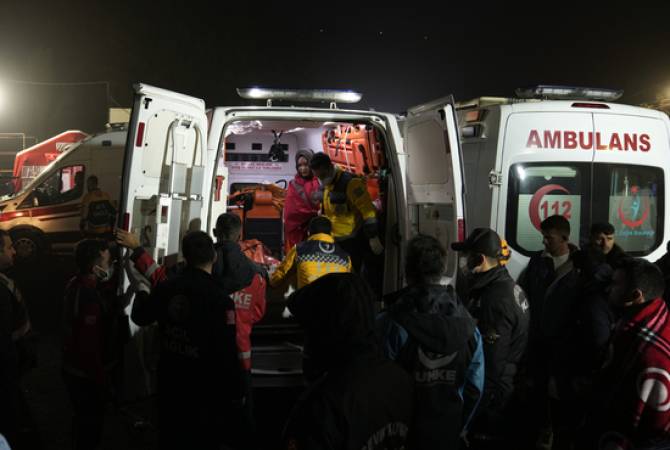 Число  жертв  взрыва  в  шахте  на  севере  Турции  возросло  до  40