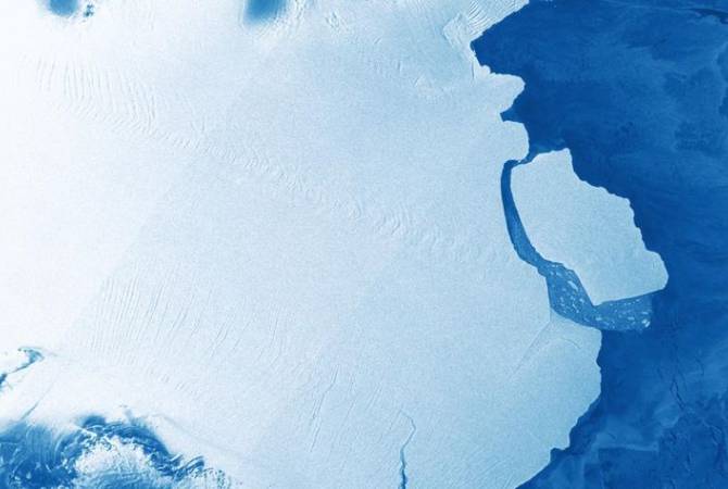 Iceberg 7 times the size of Yerevan breaks off in Antarctica