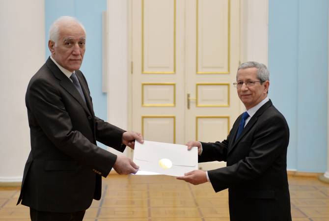 Президенту Армении верительные грамоты вручил чрезвычайный и полномочный 
посол Кубы в Армении