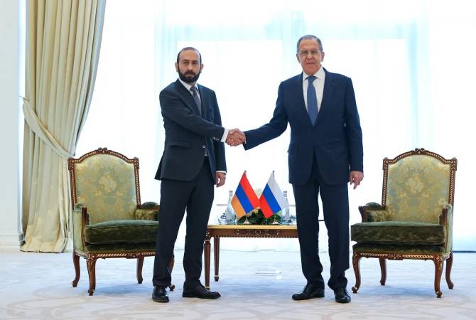 Armenian Foreign Minister holds meeting with Russian counterpart