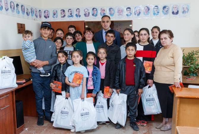 Երևանում «Դոմ Մոսկվի» կենտրոնը տոն է նվիրել Գեղարքունիքի մարզի 
սահմանամերձ գյուղերի երեխաներին