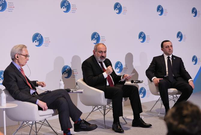 Le Premier ministre Pashinyan présente le projet "Carrefour de la Paix " au Forum de Paris 
sur la Paix