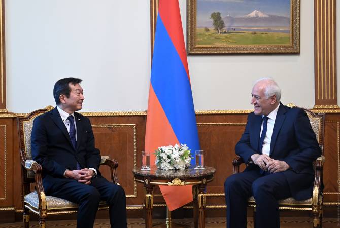 亚美尼亚总统和日本大使讨论了进一步扩大密切合作的可能性