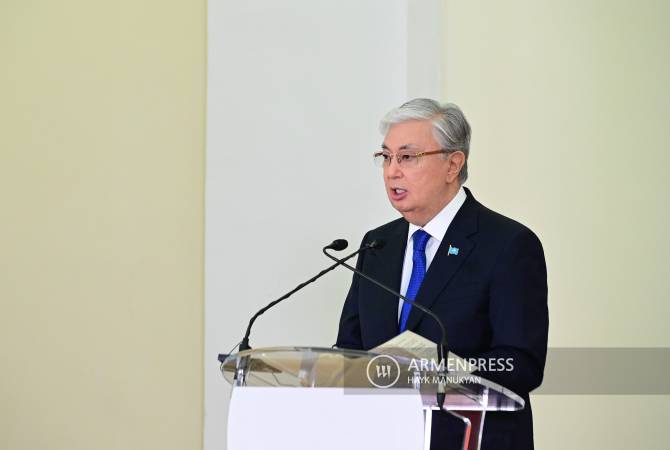 توکایف: " قزاقستان آماده فراهم نمودن بستر مناسبی برای مذاکرات ارمنستان و آذربایجان می 
باشد. "