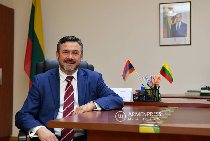 نرى التزام أرمينيا الصادق بتحقيق السلام-السفير الليتواني بأرمينيا أندريوس بولوكاس بمقابلة خاصة 
مع أرمنبريس-