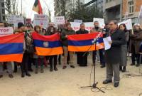Армяне Бельгии провели акцию протеста, требуя оказать давление на Азербайджан