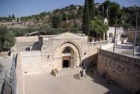 البطريركية الأرمنية تدعو السلطات الإسرائيلية إلى اتخاذ إجراءات جادة في أعقاب الهجوم على 
كنيسة القديسة مريم الأرمنية