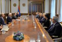 ՀՀ նախագահը և ՌԱԿ ատենապետը քննարկել են Հայաստանում և Սփյուռքում 
առկա մարտահրավերների հաղթահարման հարցեր